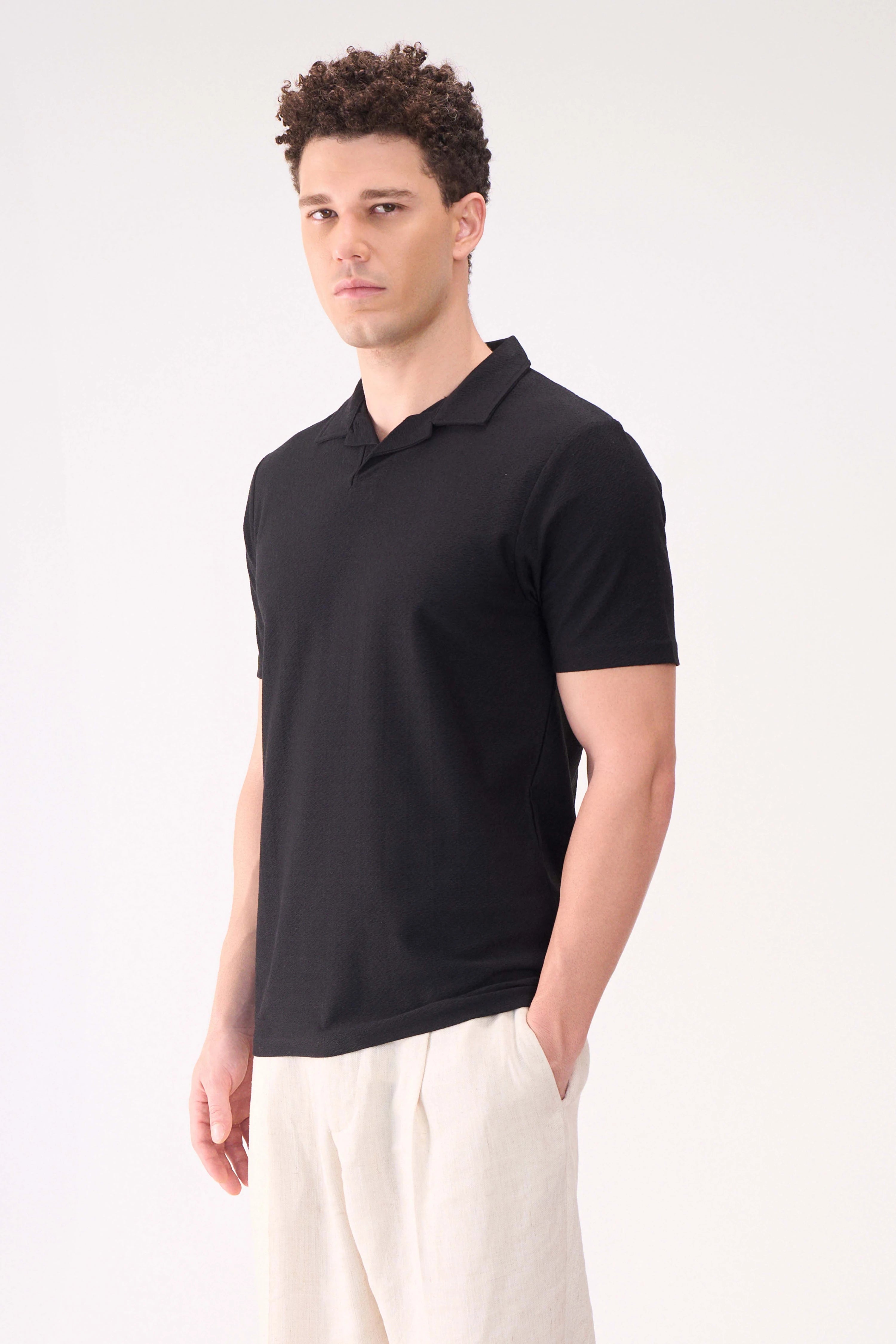 TEXTURED JACQ RESORT COLLAR BLACK