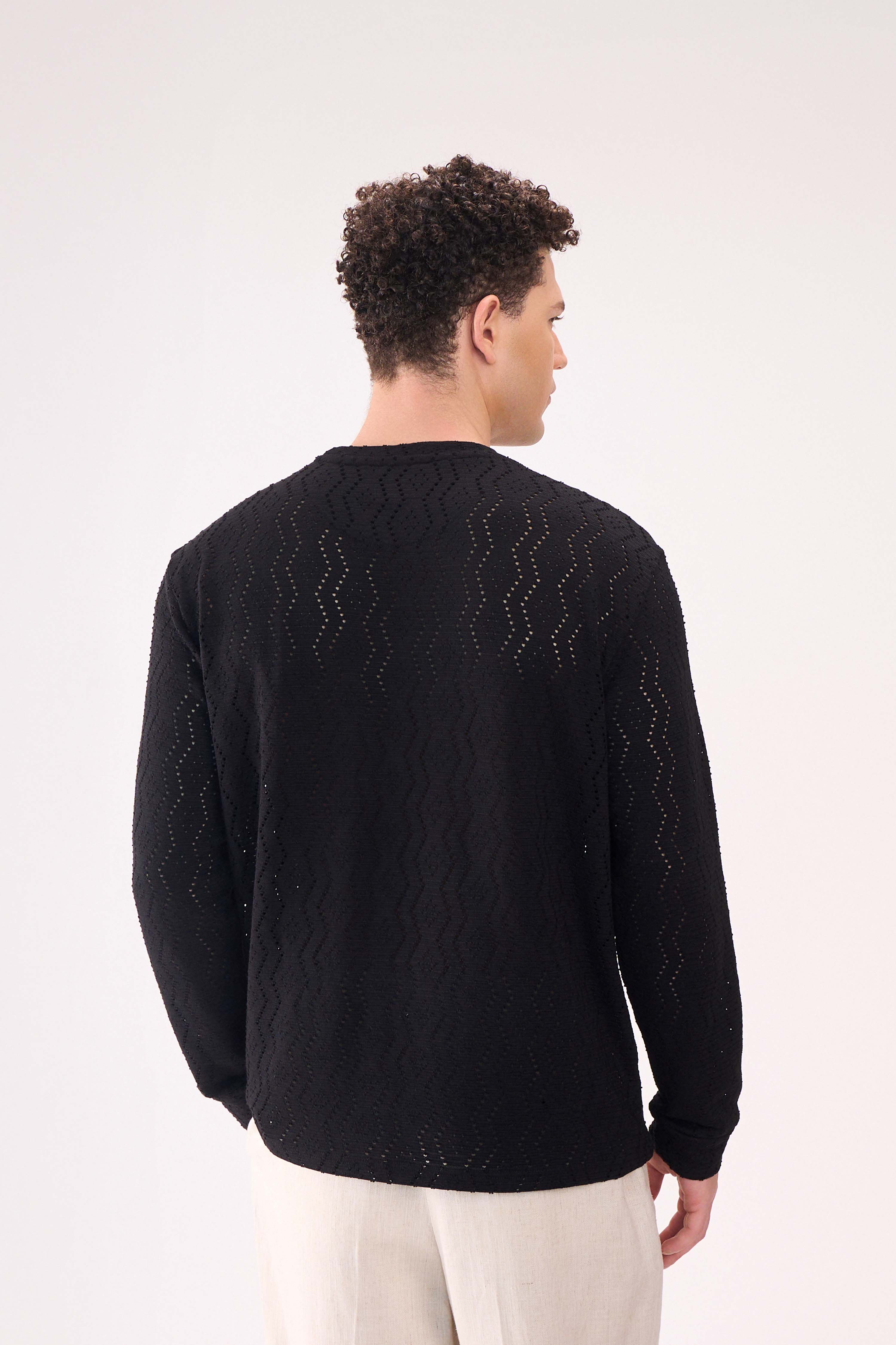 KNITTED LONG SLEEVES