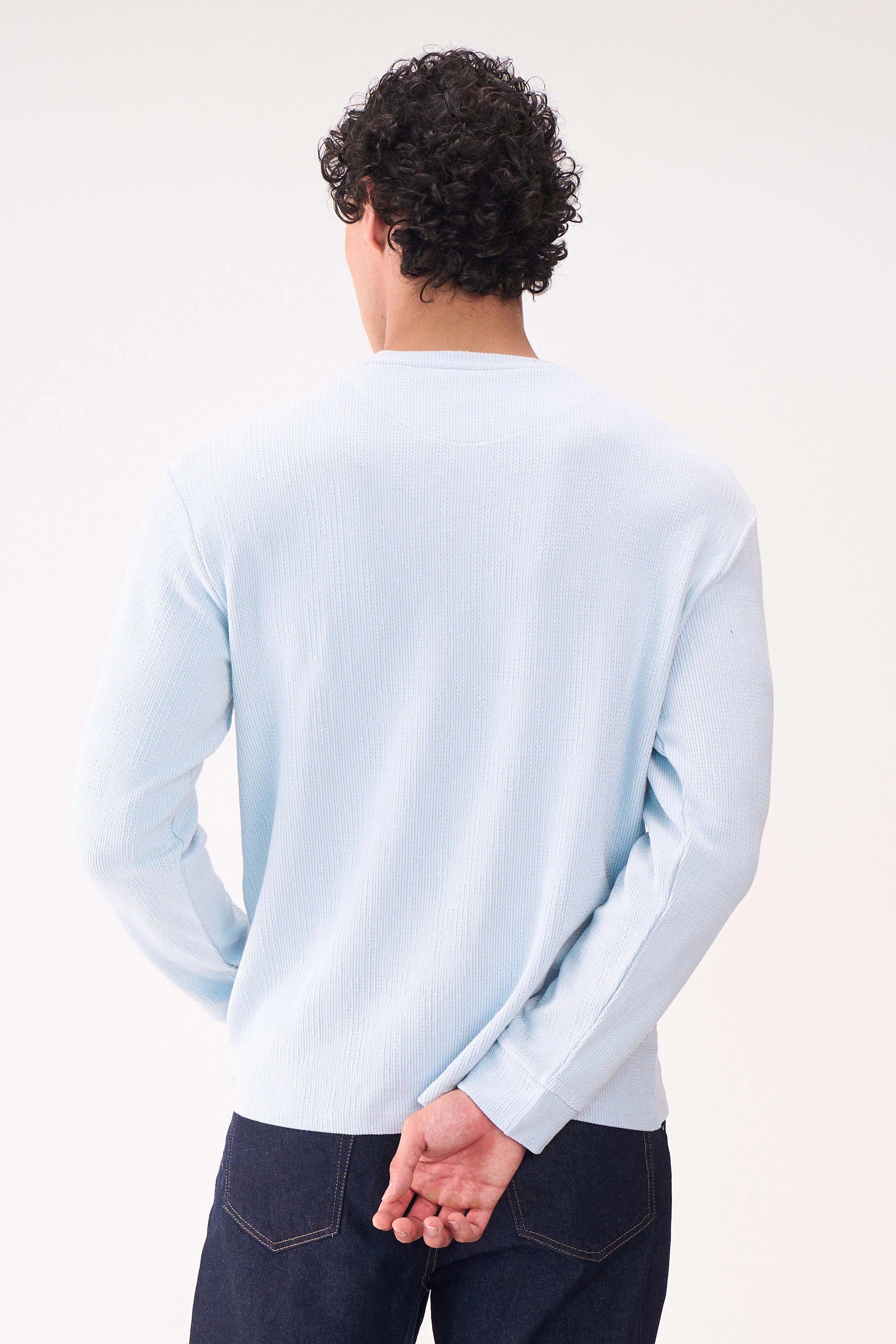 KNITTED LONG SLEEVES LIGHT BLUE