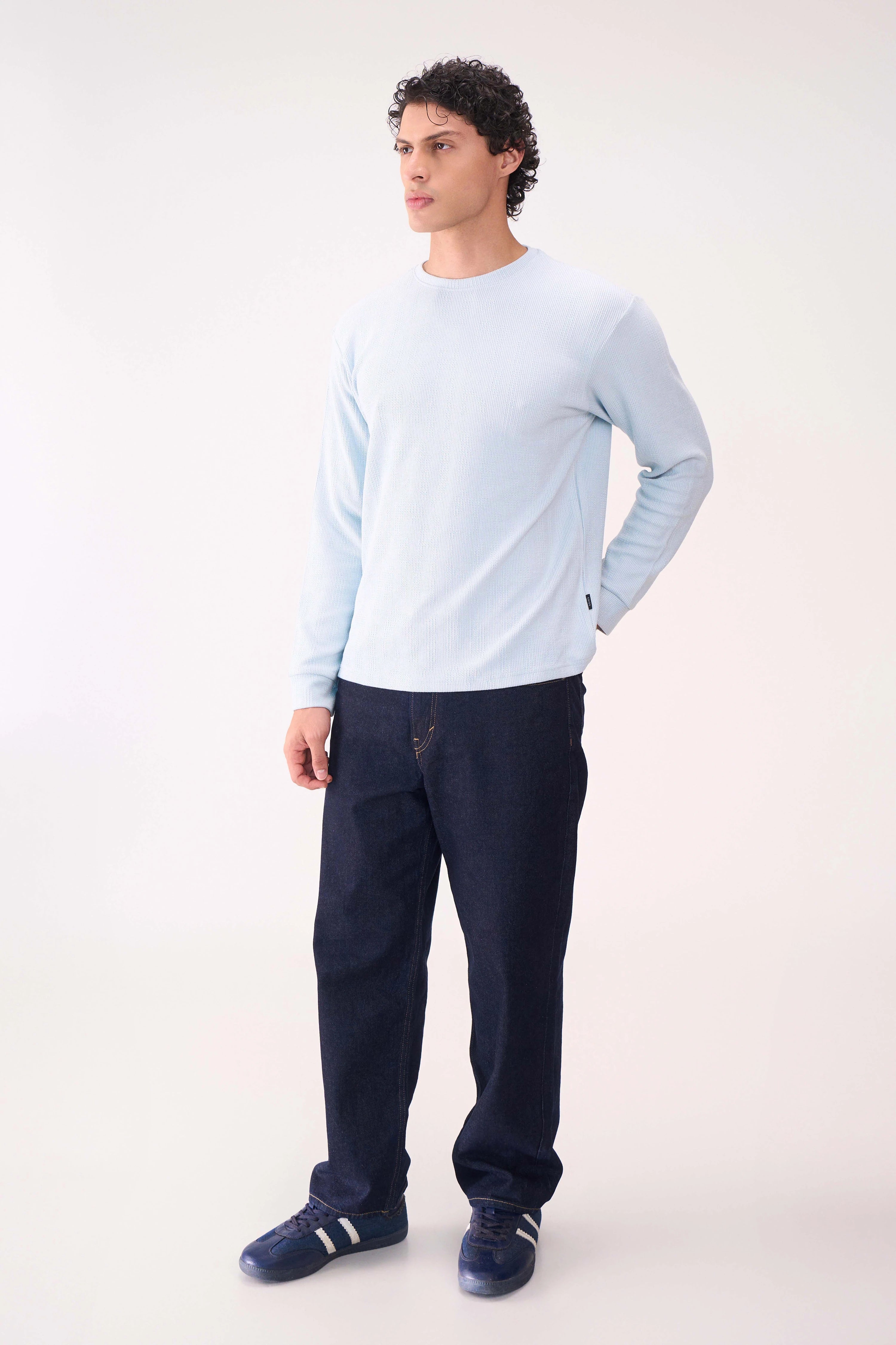 KNITTED LONG SLEEVES LIGHT BLUE