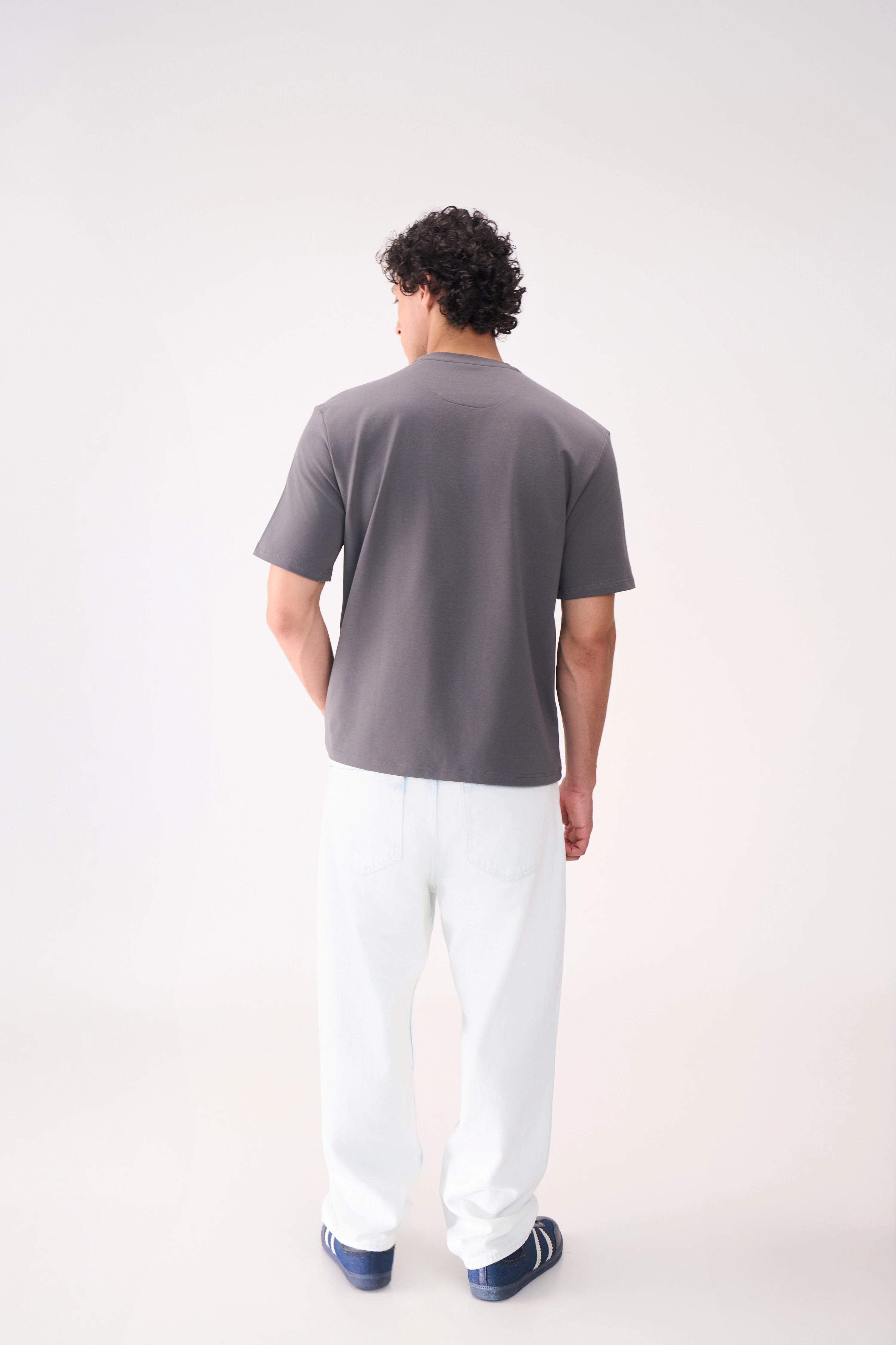 BASIC GREY RELAXED FIT TSHIRT