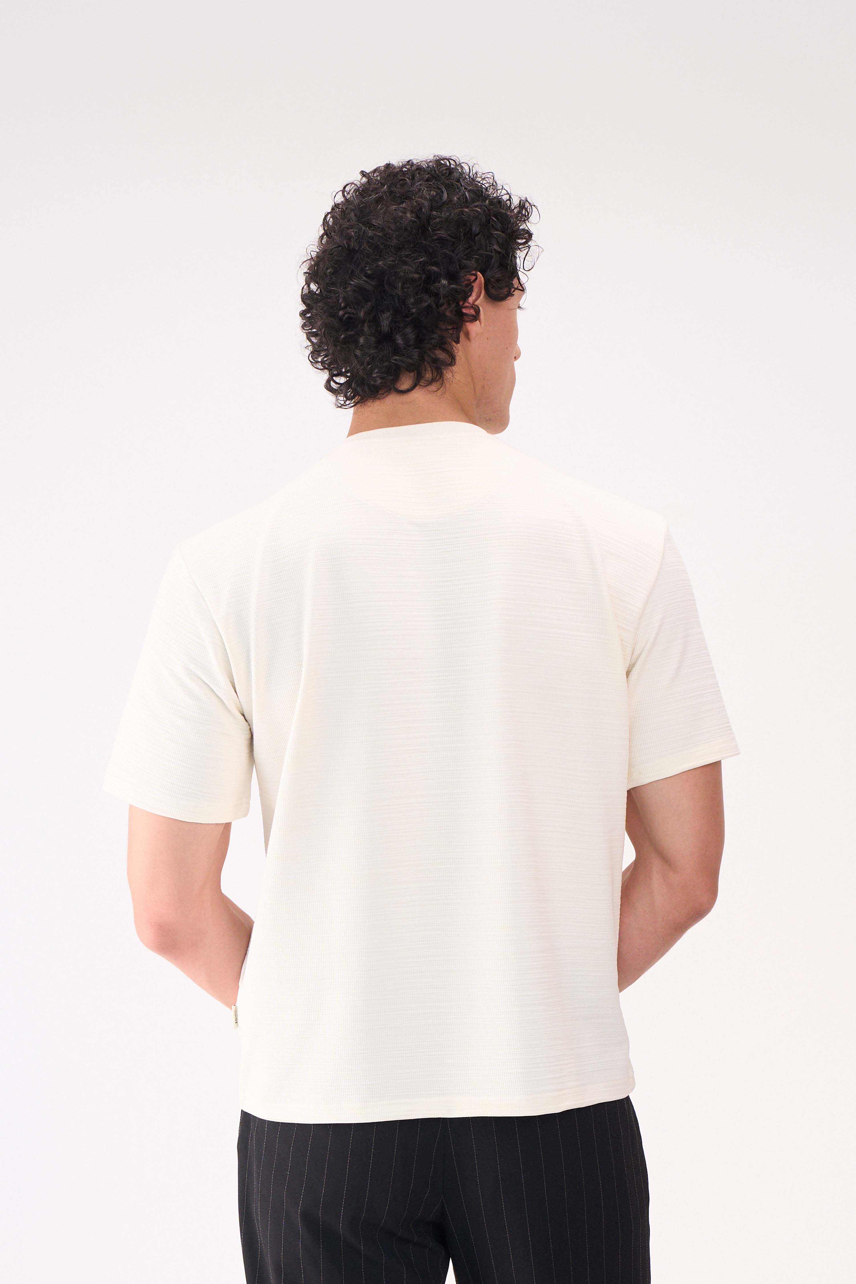 TEXTURED JACQUARD TSHIRT