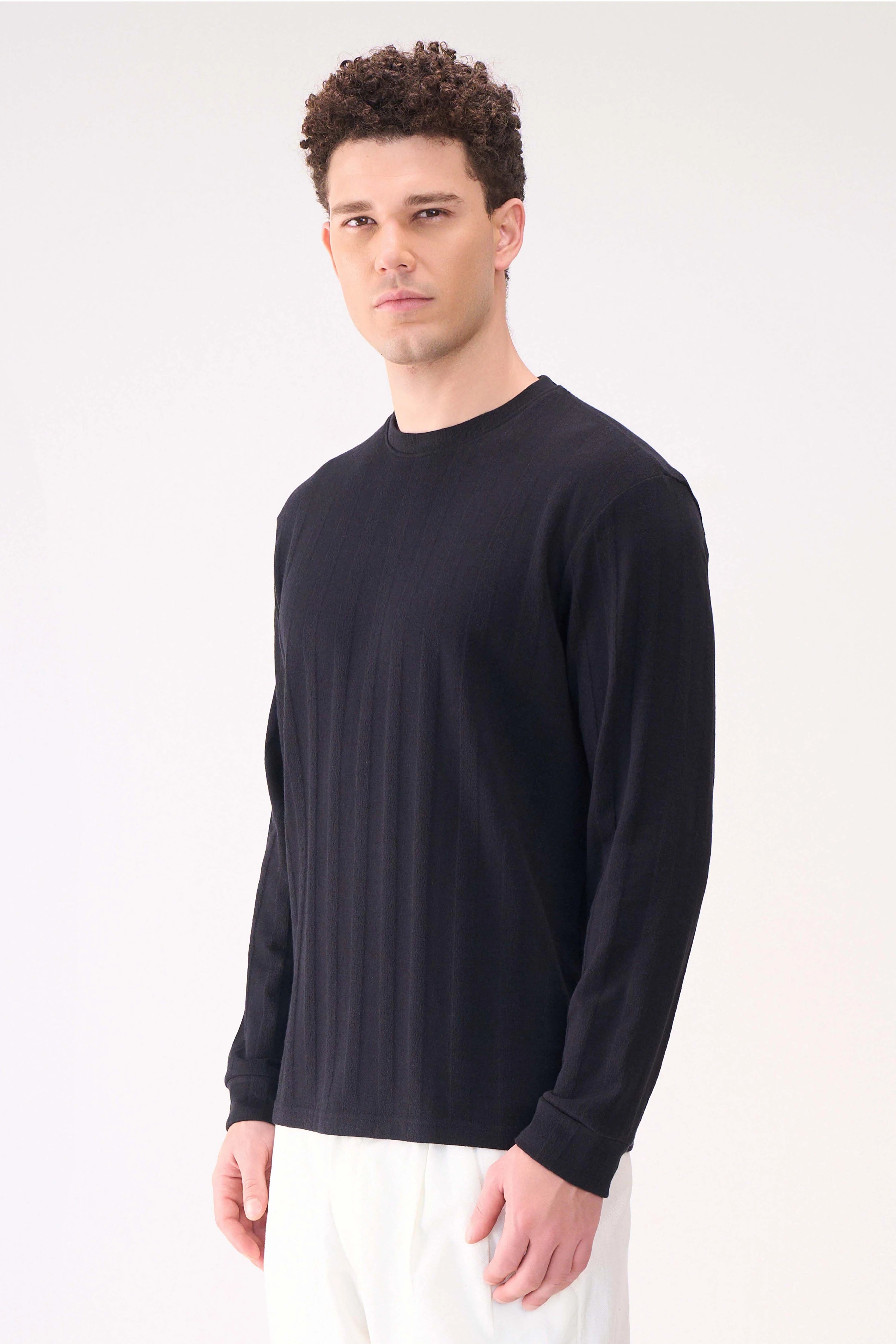 KNITTED LONG SLEEVES BLACK