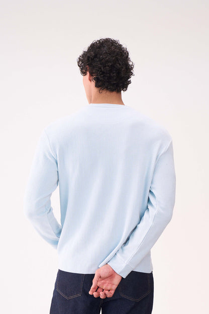 KNITTED LONG SLEEVES LIGHT BLUE