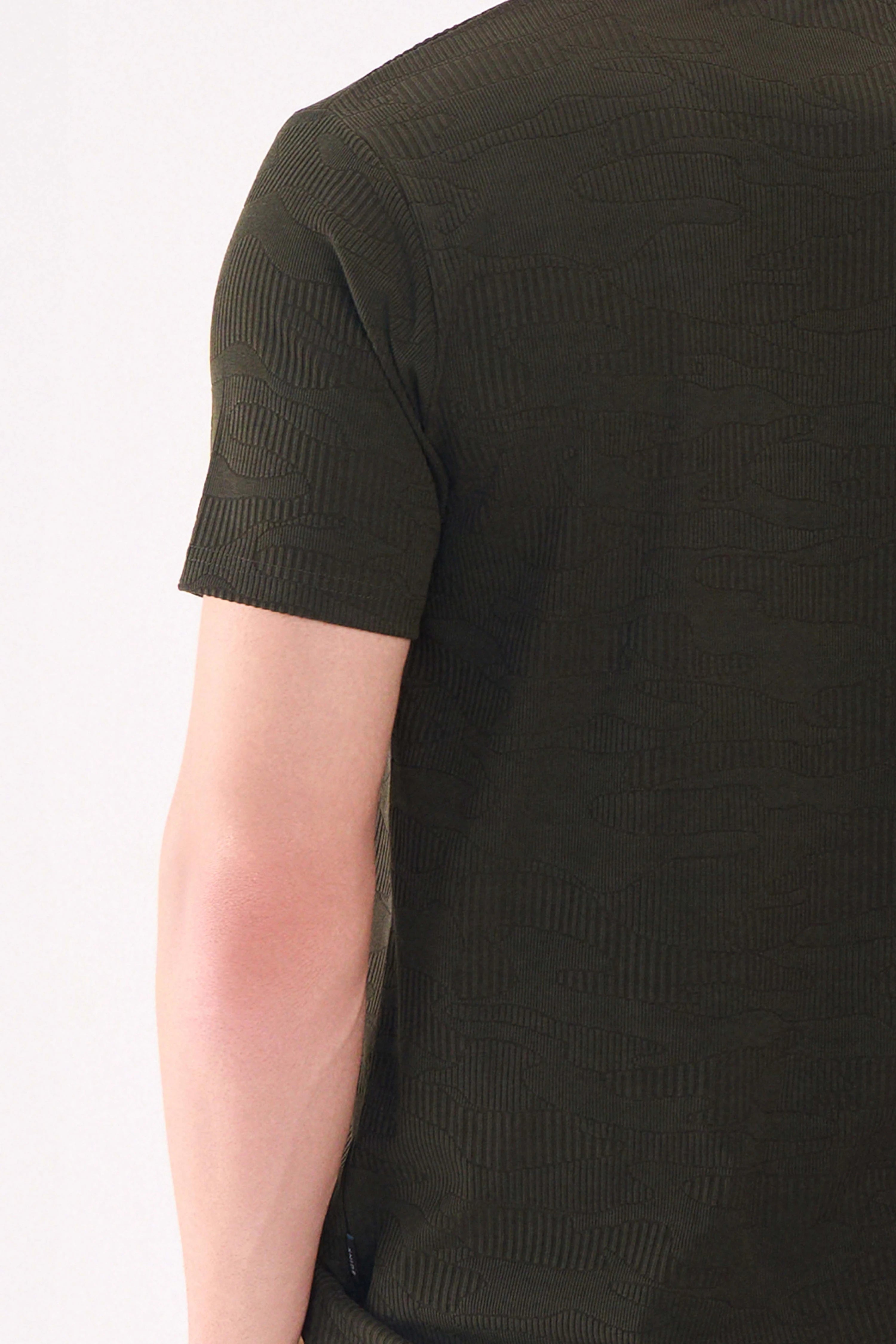 REGULAR FIT TEXTURED OLIVE