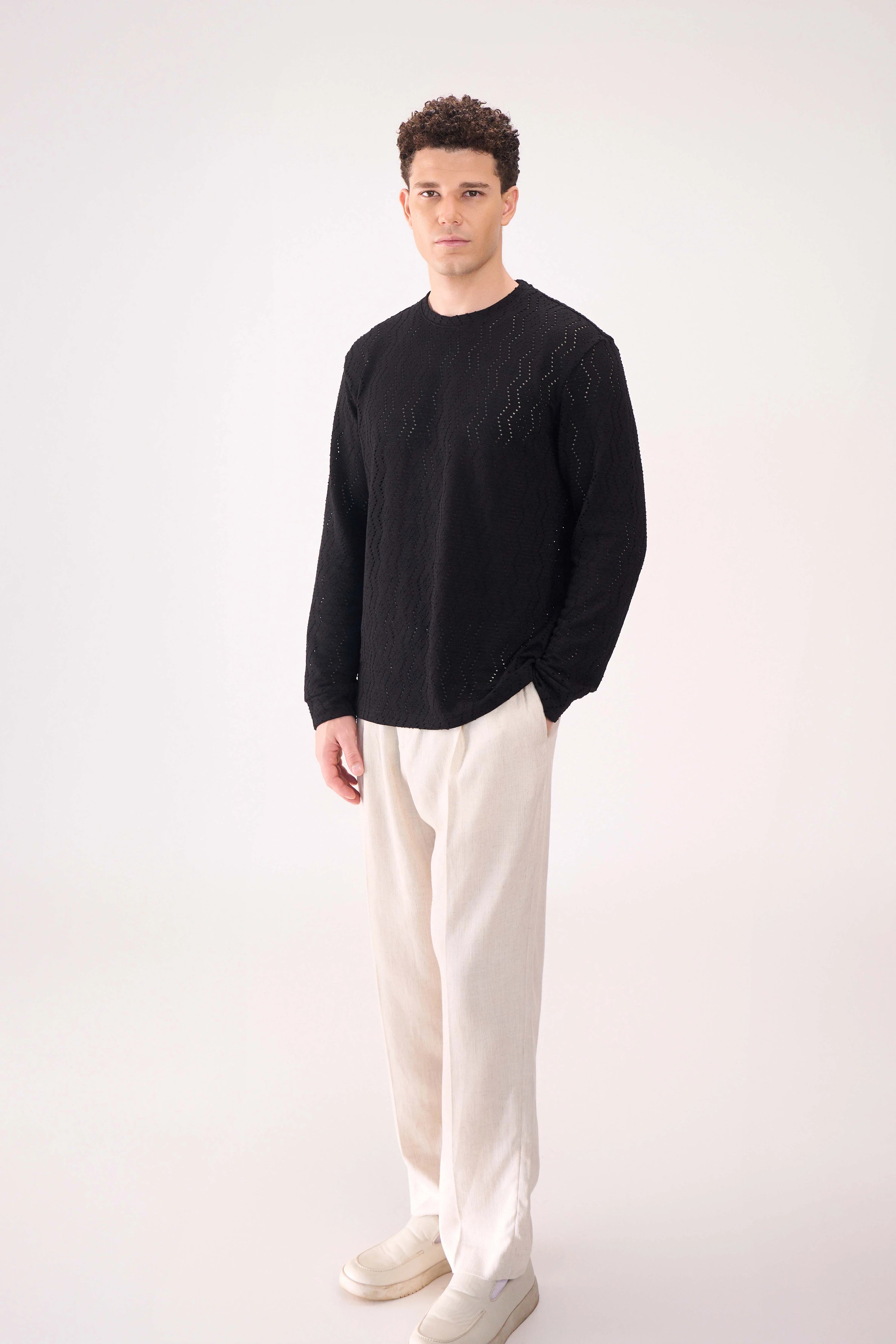 KNITTED LONG SLEEVES