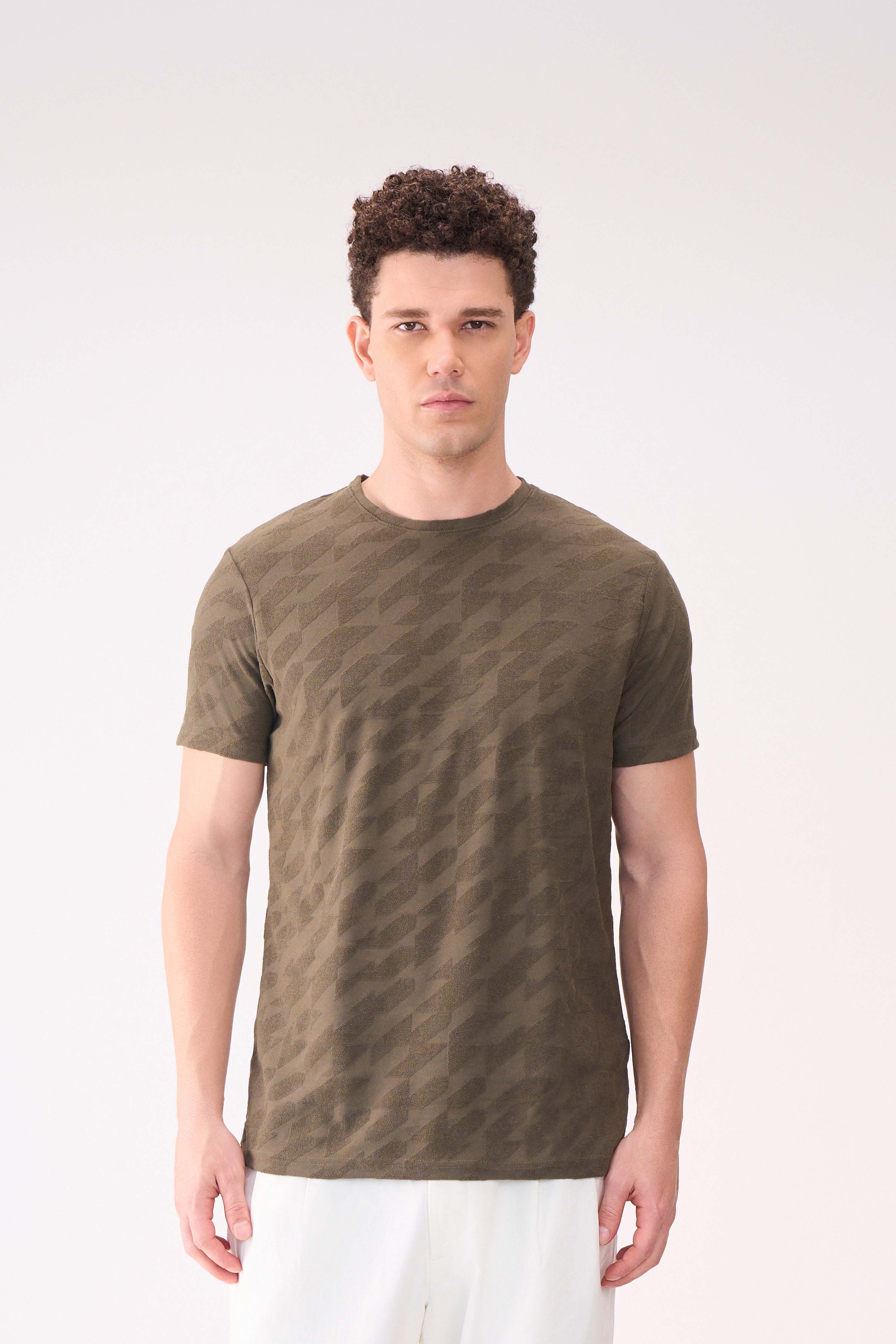 JACQUARD FLOCK PRINT OLIVE TSHIRT