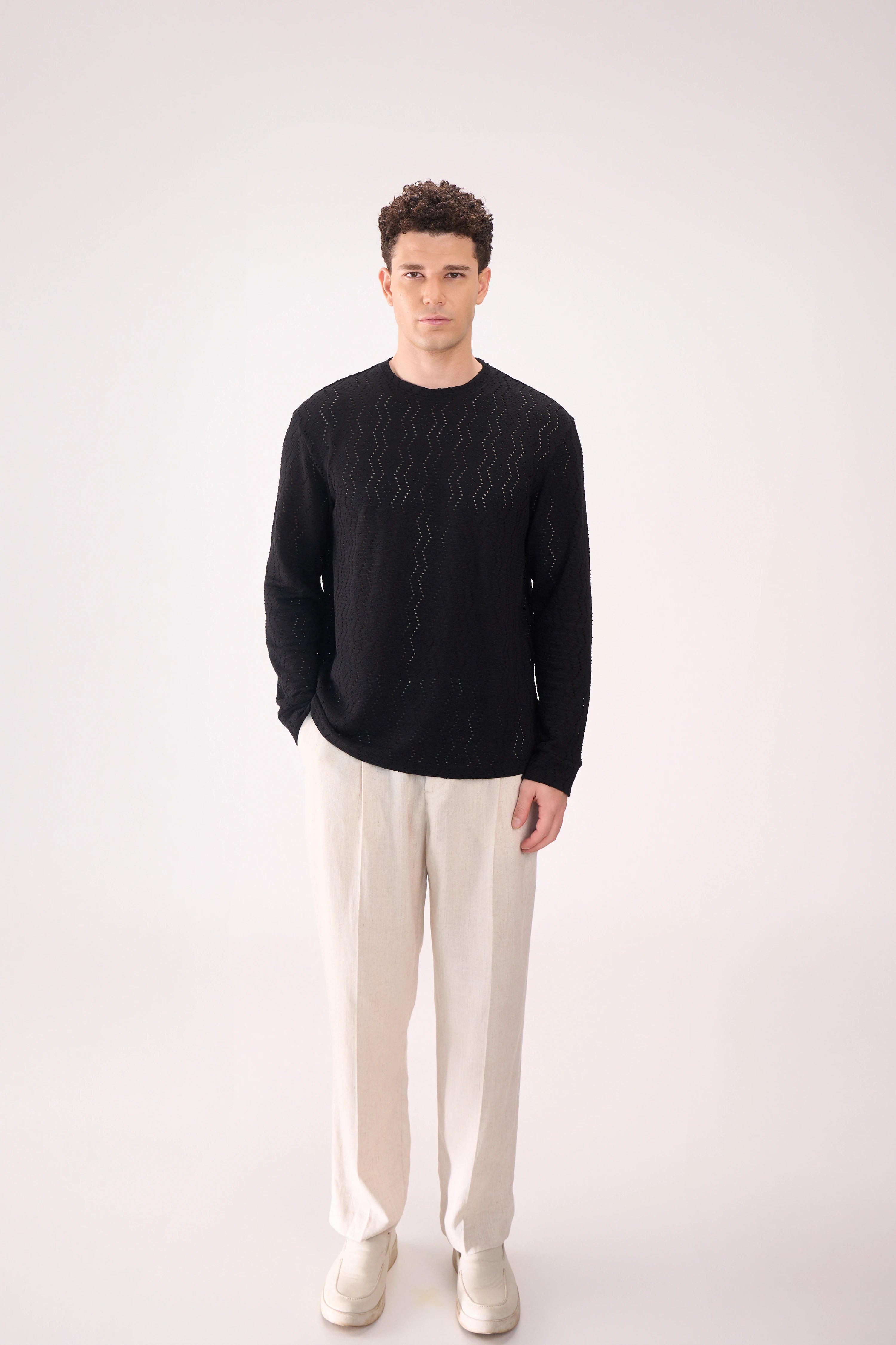 KNITTED LONG SLEEVES
