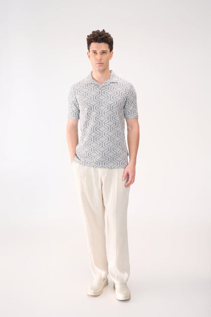 GEOMETRIC TEXTURED GREY RESORT COLLAR