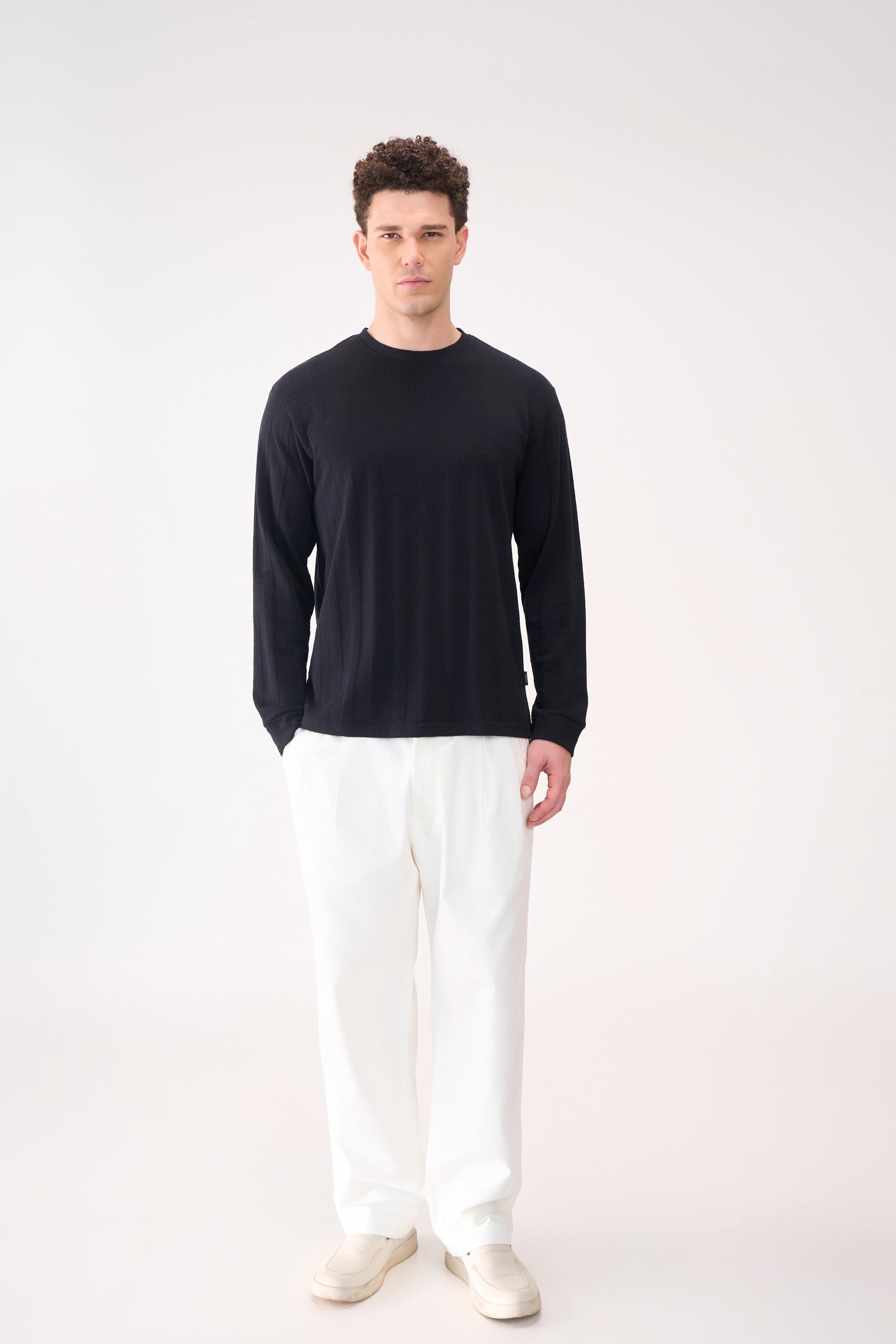 KNITTED LONG SLEEVES BLACK
