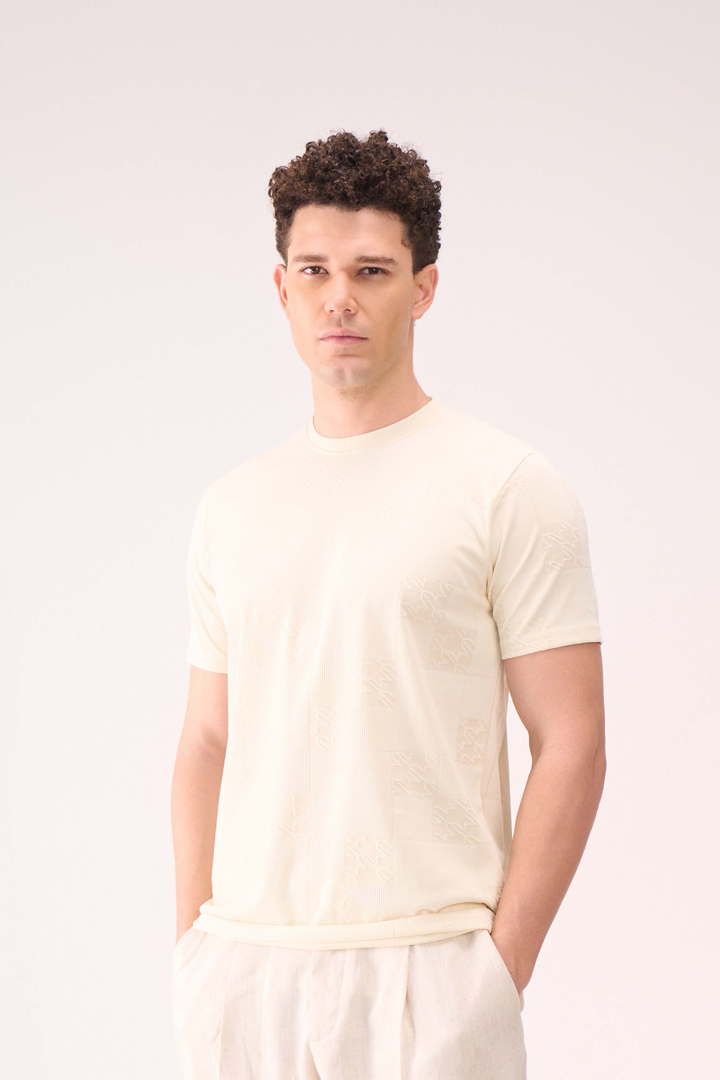 REGULAR FIT TEXTURED OFFWHITE