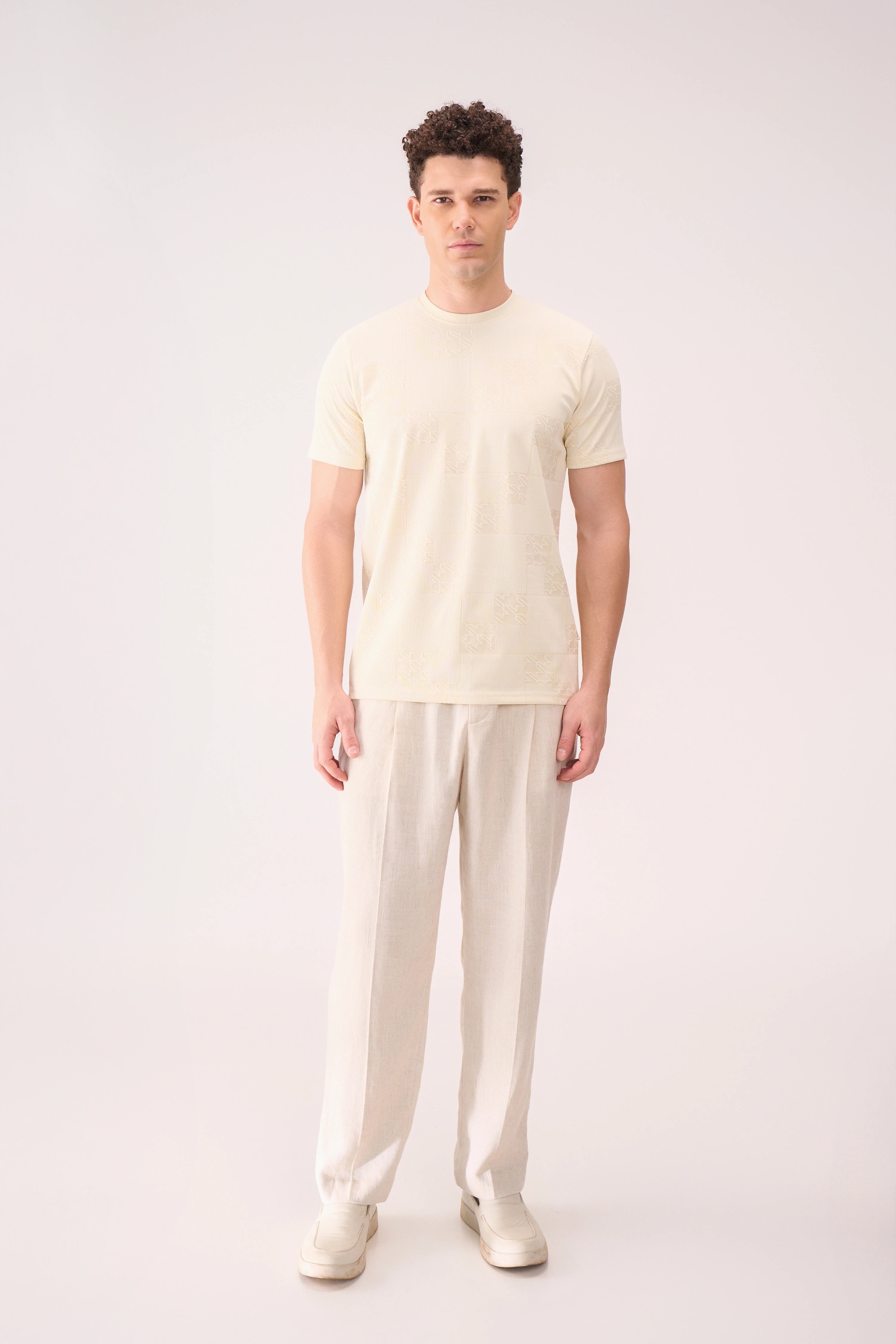 REGULAR FIT TEXTURED OFFWHITE