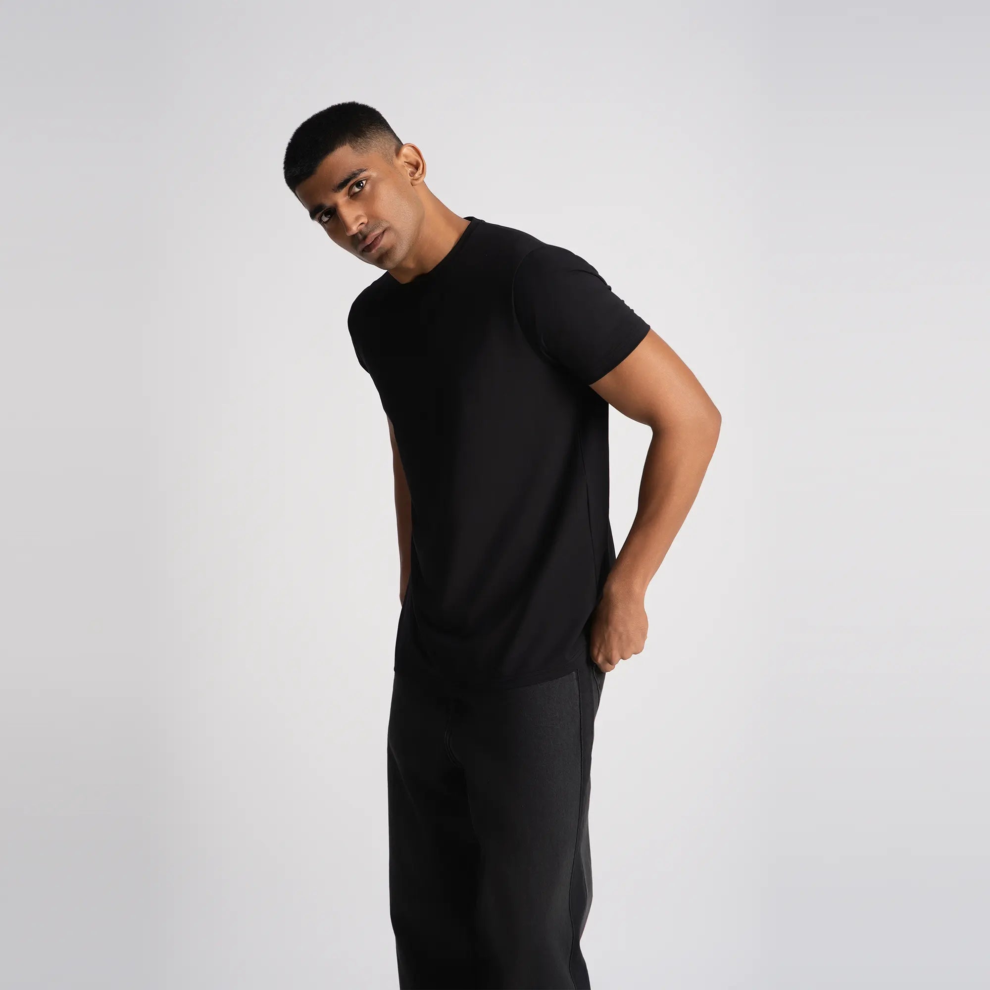 Relaxed Fine Line T-Shirt - Black