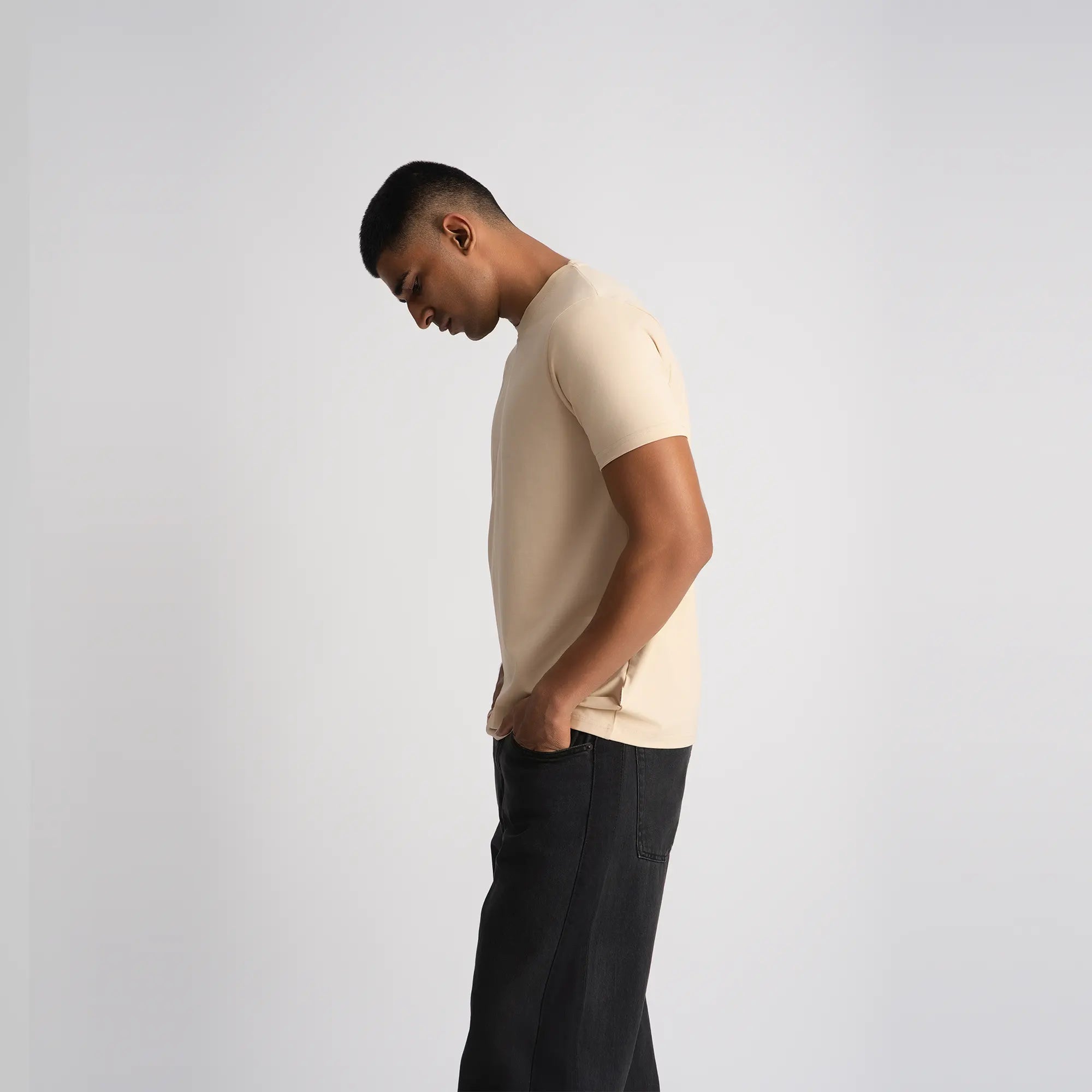 Relaxed Fine Line T-Shirt - Beige