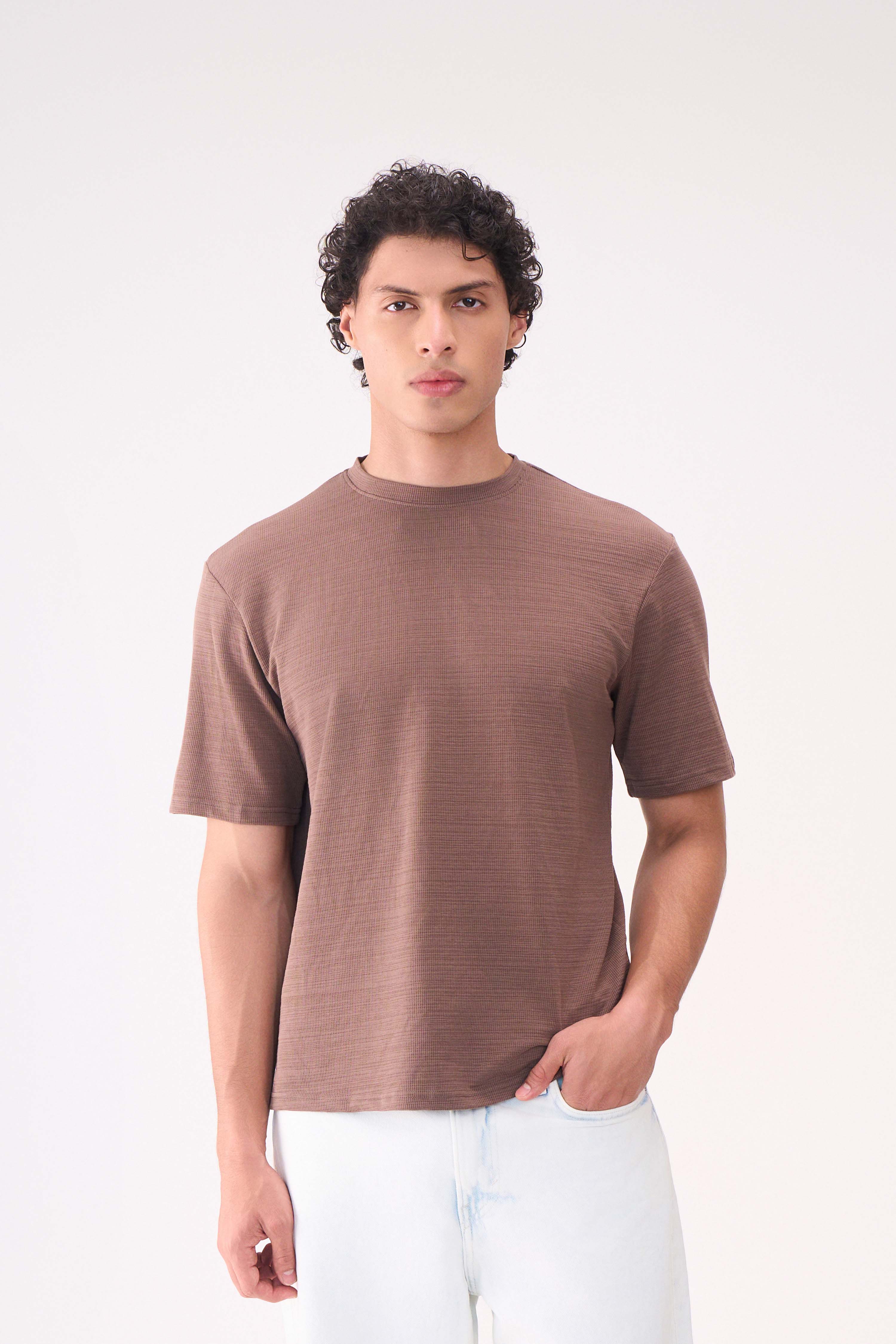 TEXTURED JACQUARD TSHIRT