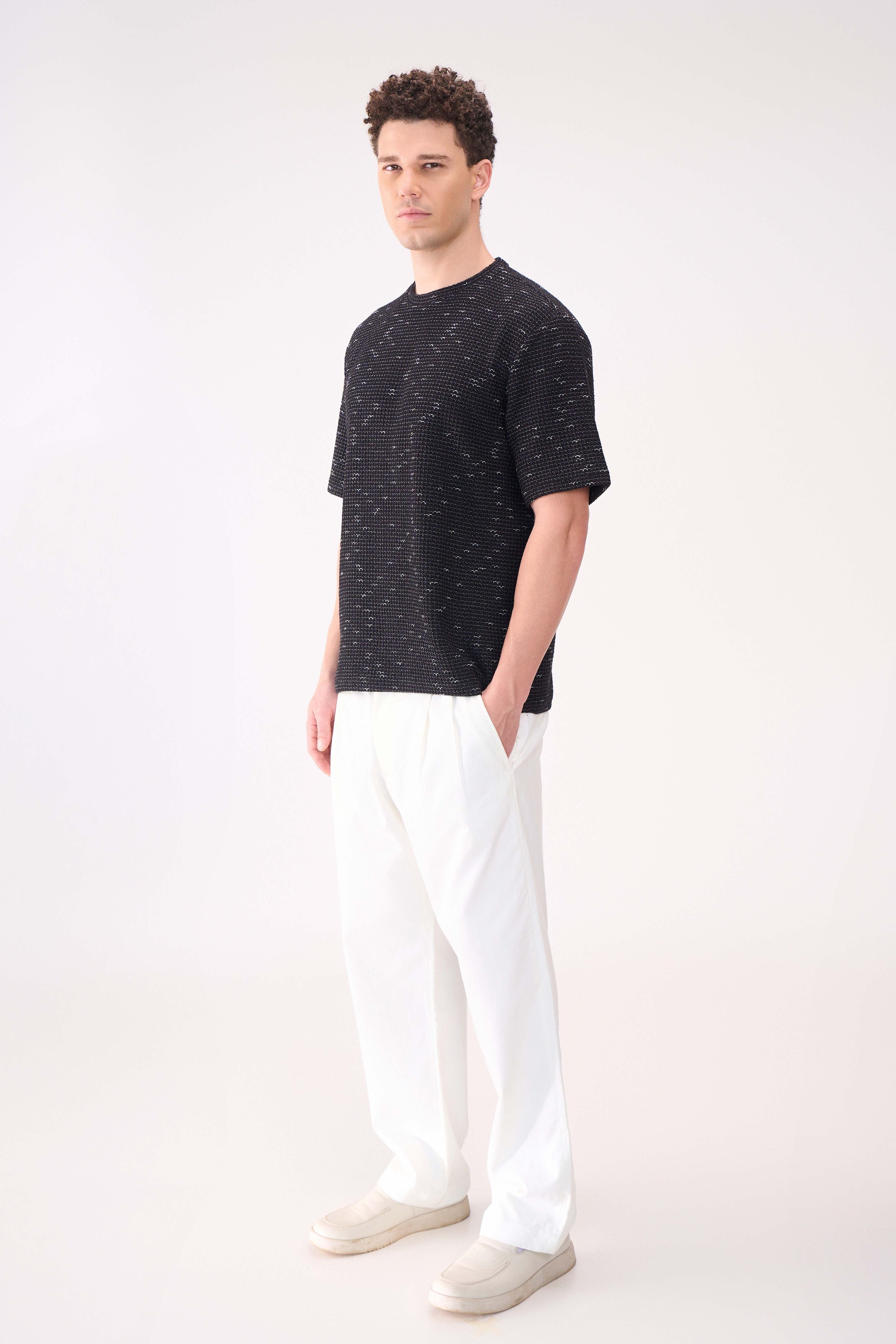 TEXTURED RELAXED FIT BLACK TSHIRT