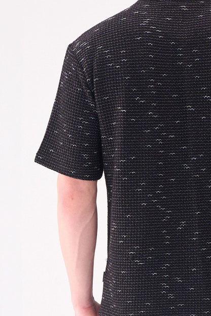 TEXTURED RELAXED FIT BLACK TSHIRT