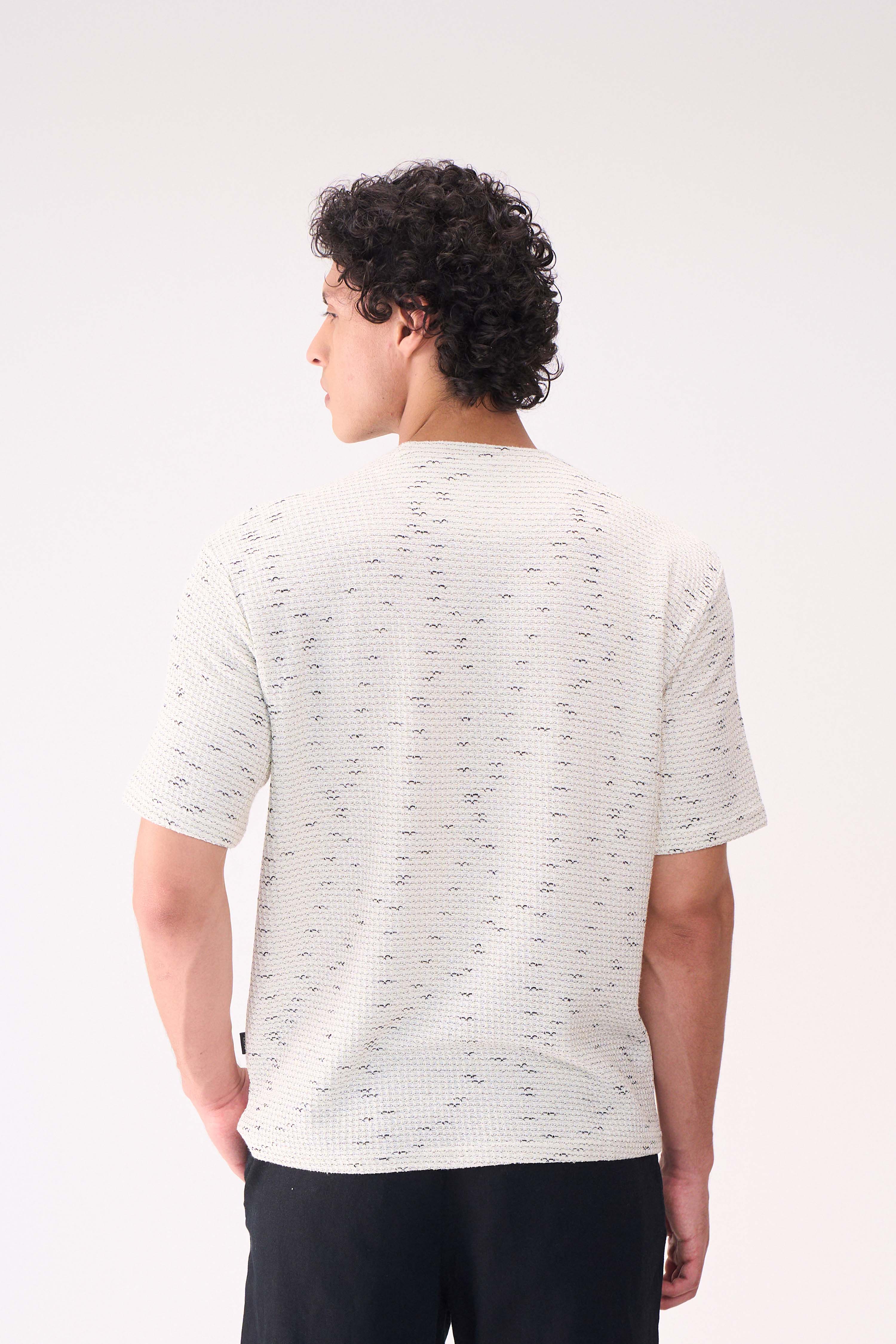 TEXTURED RELAXED FIT WHITE TSHIRT