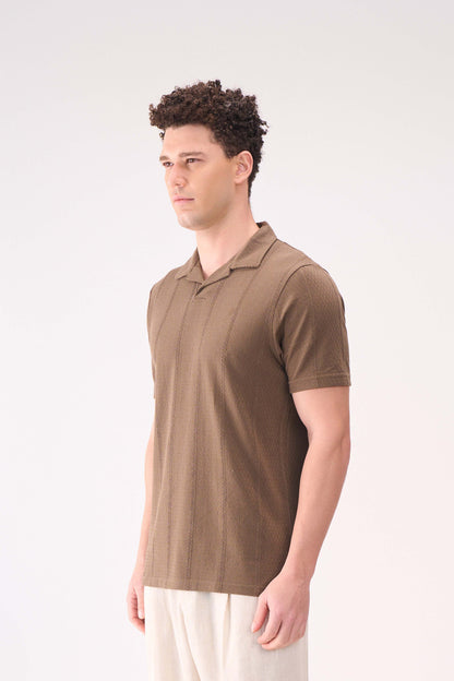 VERTICAL TEXTURES BROWN RESORT COLLAR
