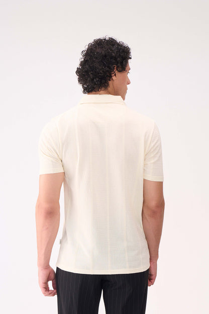 VERTICAL TEXTURES OFFWHITE RESORT COLLAR